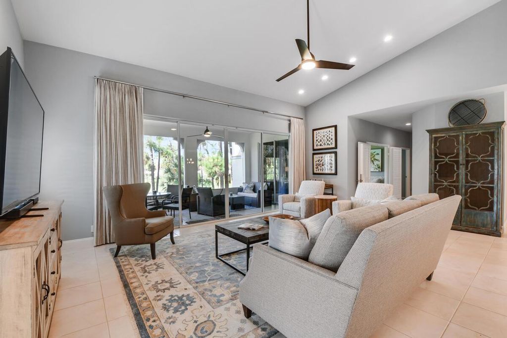 Photo of 206 Ryder Cup Circle S, Palm Beach Gardens, FL 33418 (MLS # R10900732)