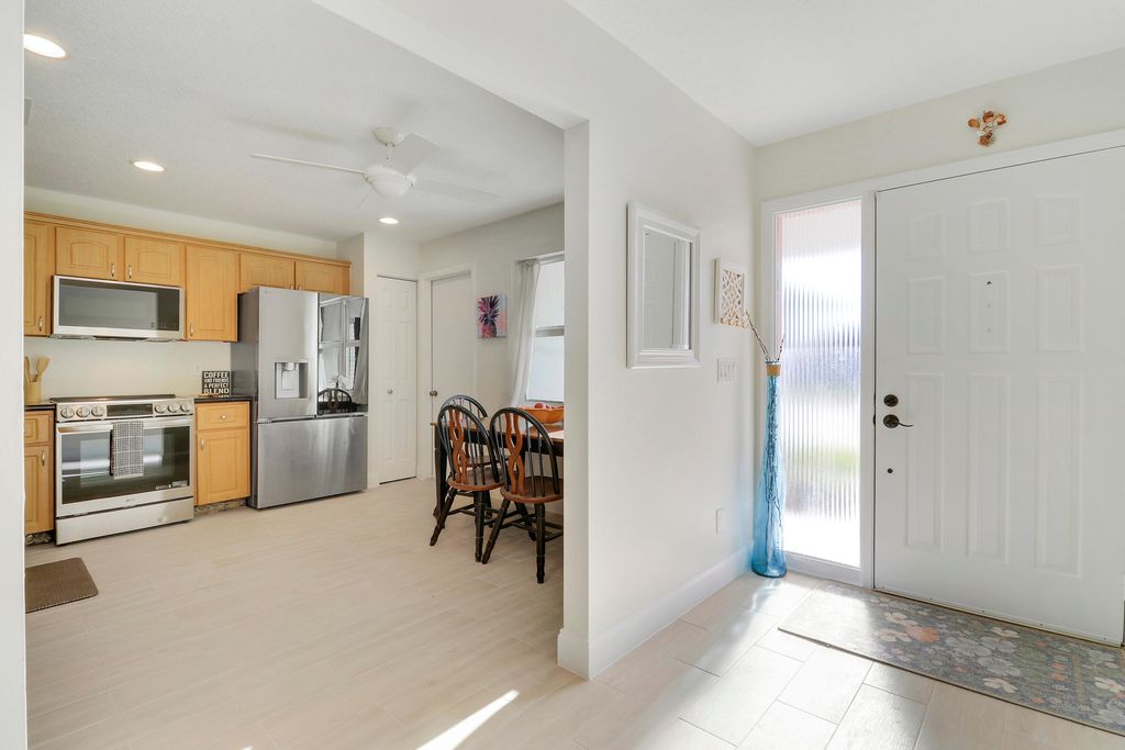 Photo of 125 Arrowhead Circle, Jupiter, FL 33458 (MLS # R11162901)
