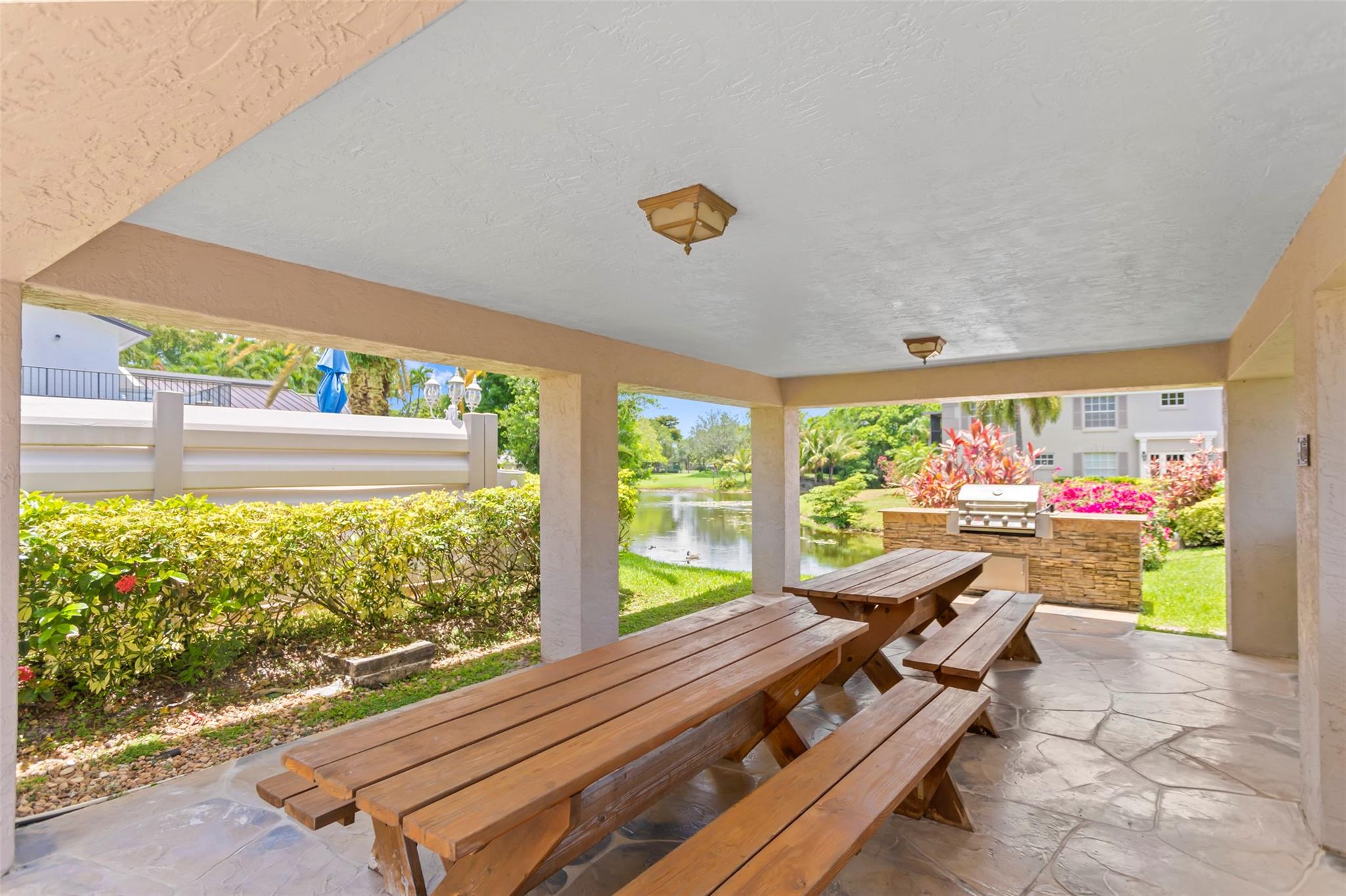 Jacaranda Estates Condo - Residential Lease