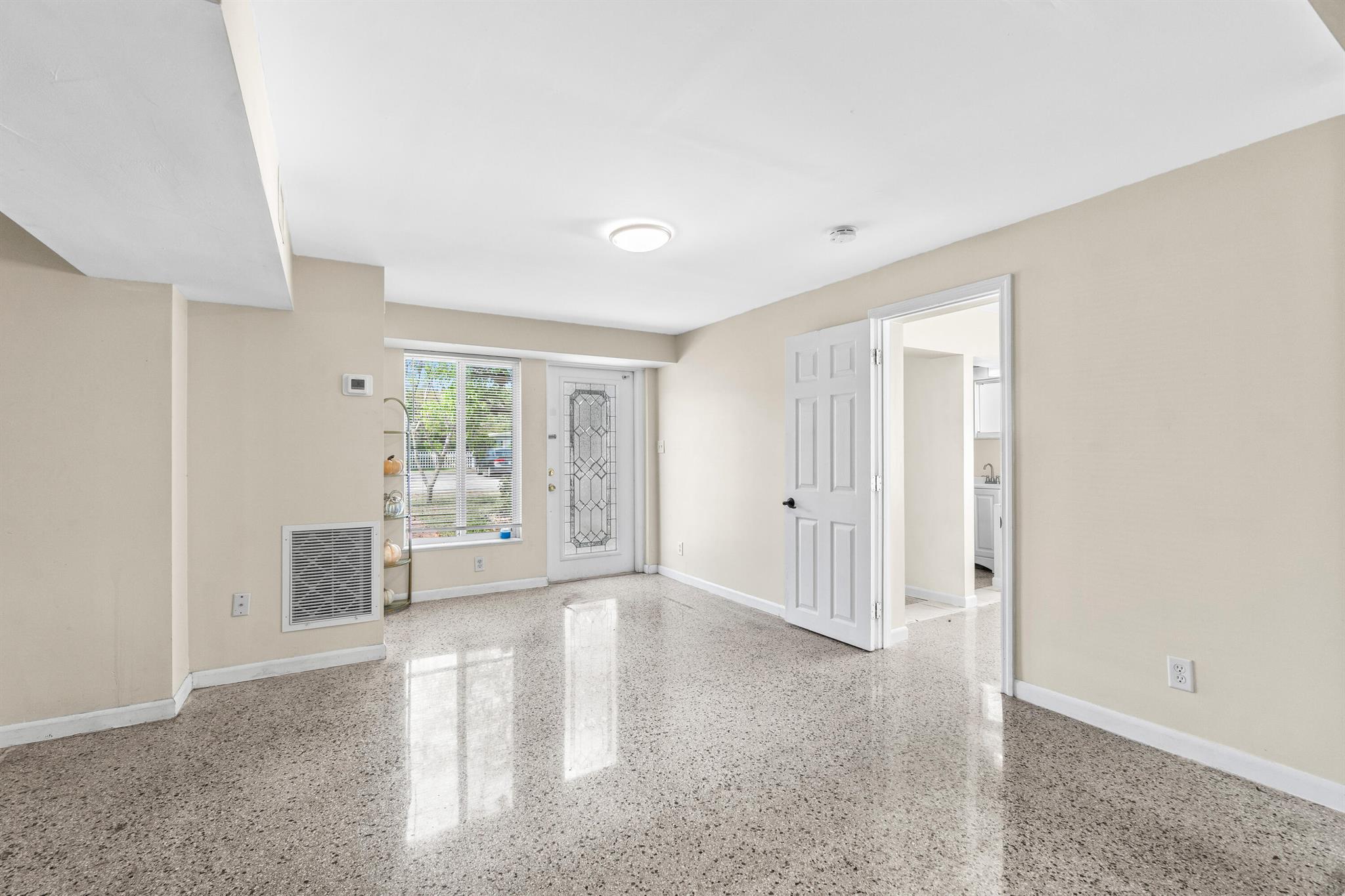 246 NE 10th Street