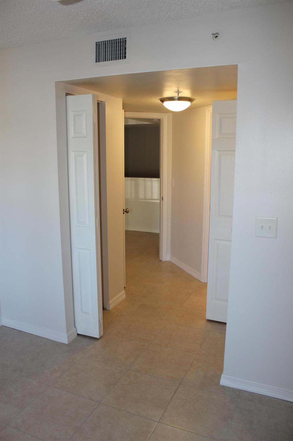 GRAND VIEW AT CRESTWOOD C - Residential Lease