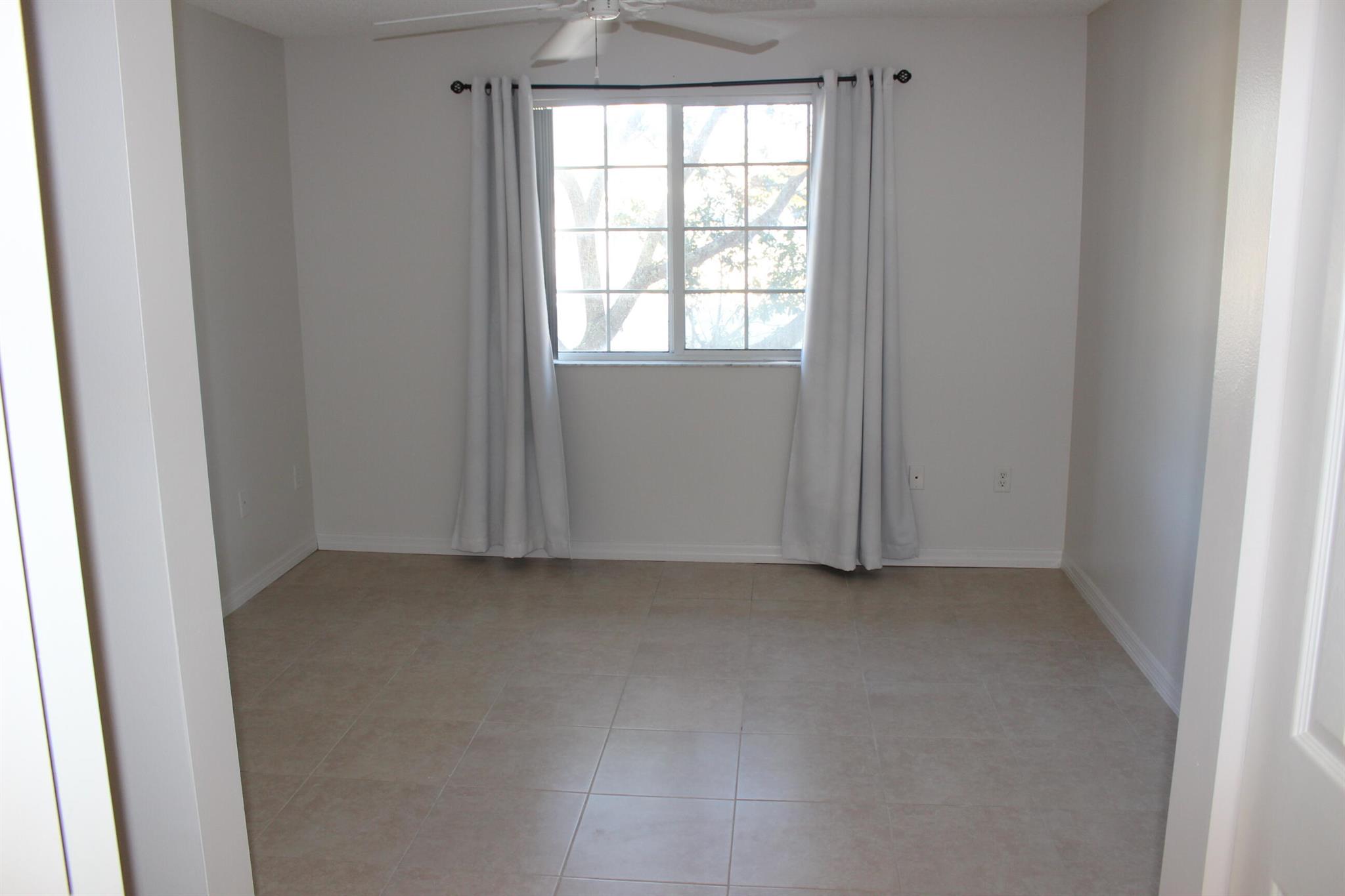 GRAND VIEW AT CRESTWOOD C - Residential Lease