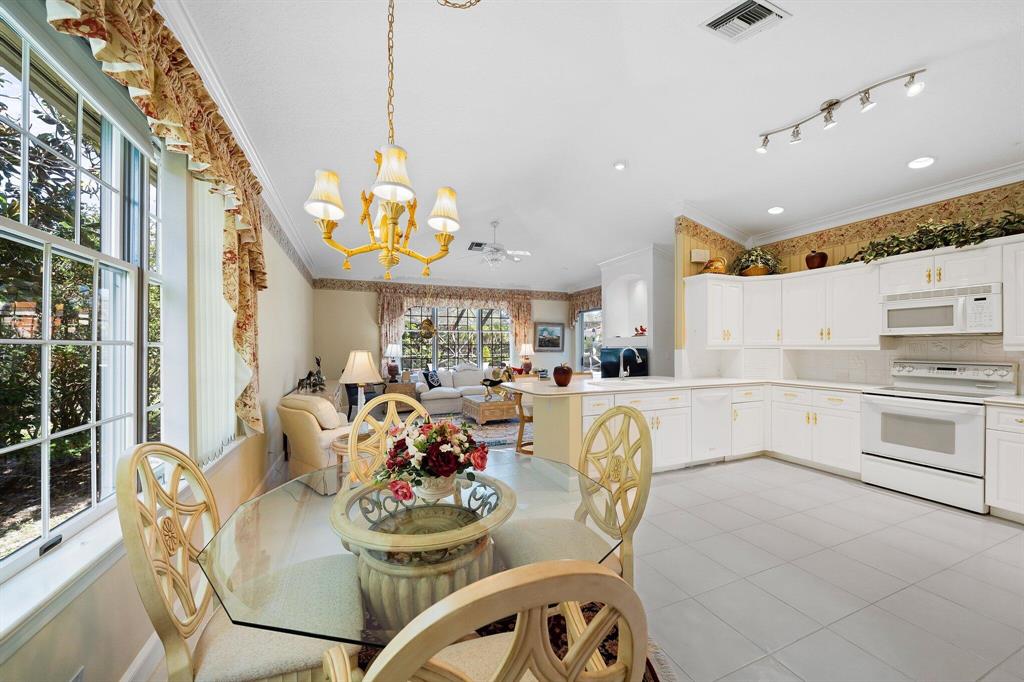 SOUTHERN CAY AT JONATHANS - Residential