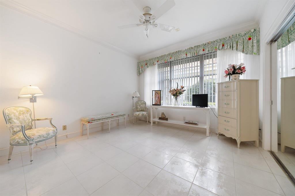 SOUTHERN CAY AT JONATHANS - Residential