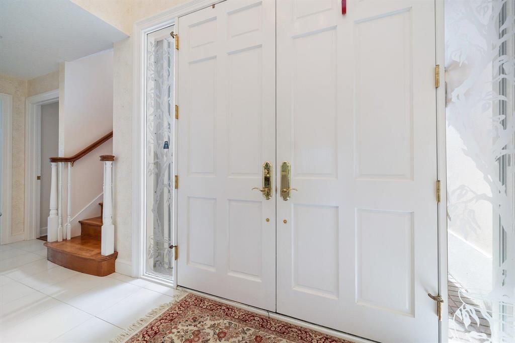 SOUTHERN CAY AT JONATHANS - Residential