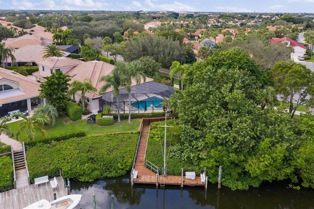 SOUTHERN CAY AT JONATHANS - Residential