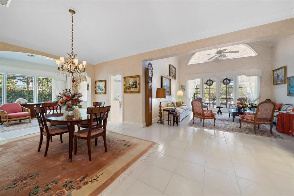 SOUTHERN CAY AT JONATHANS - Residential