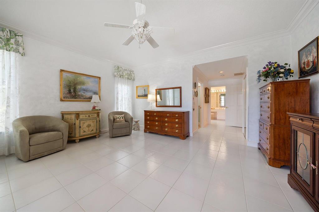 SOUTHERN CAY AT JONATHANS - Residential