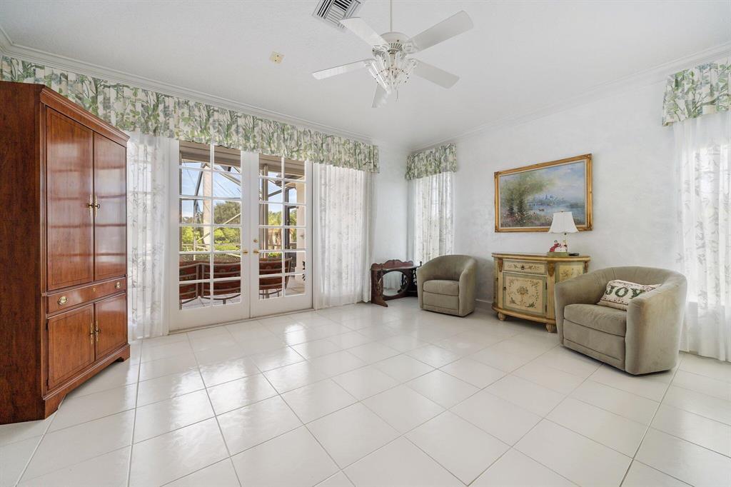 SOUTHERN CAY AT JONATHANS - Residential