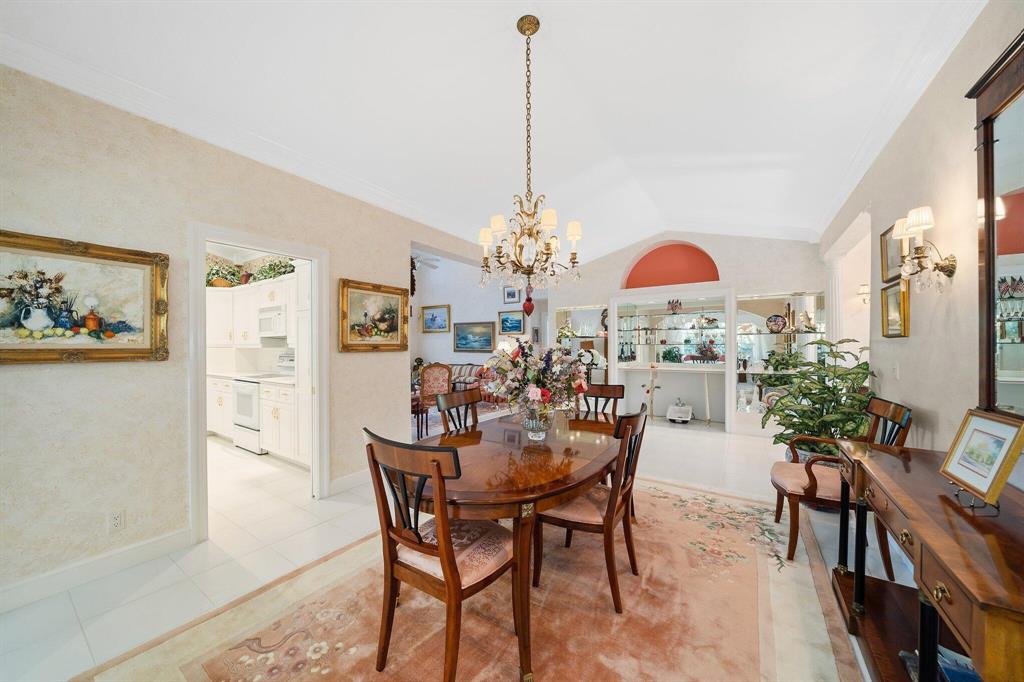 SOUTHERN CAY AT JONATHANS - Residential