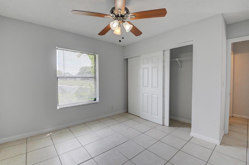 CROSSINGS OF BOYNTON BEACH CONDO - Residential