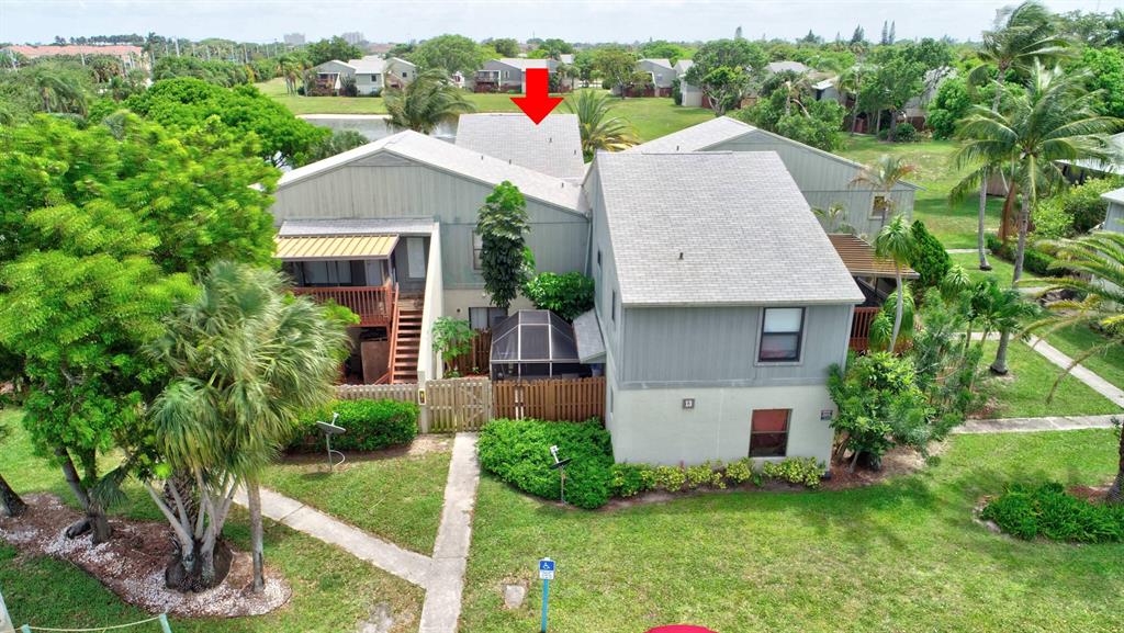 CROSSINGS OF BOYNTON BEACH CONDO - Residential