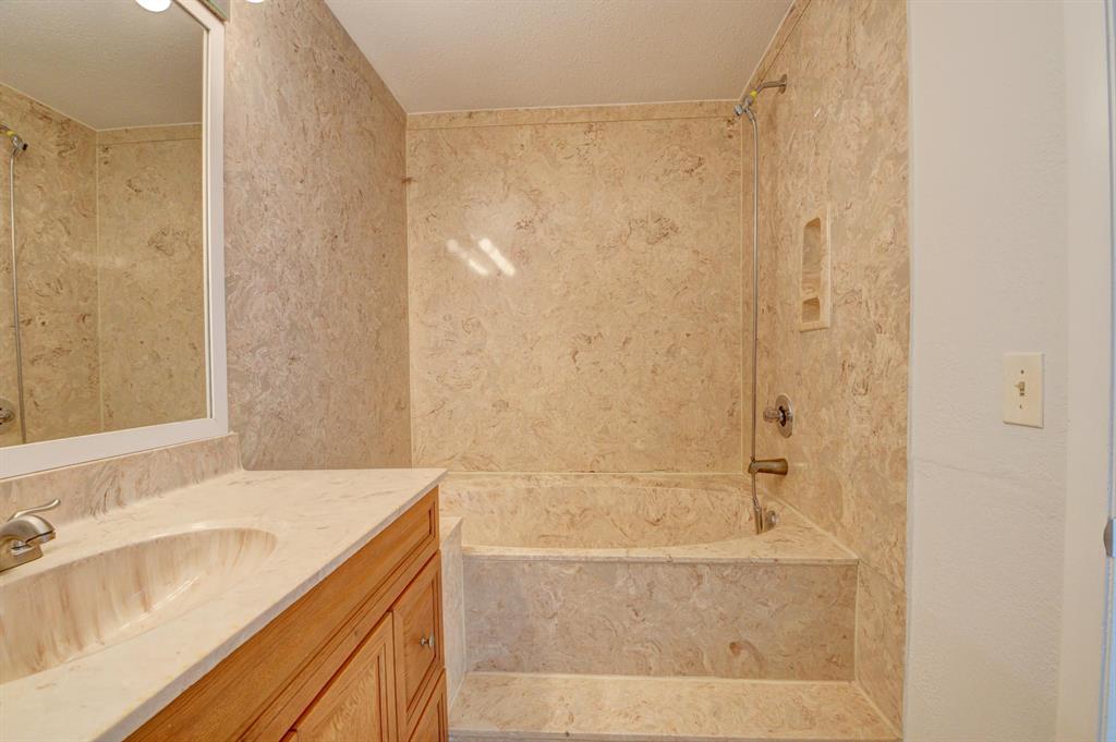 CROSSINGS OF BOYNTON BEACH CONDO - Residential