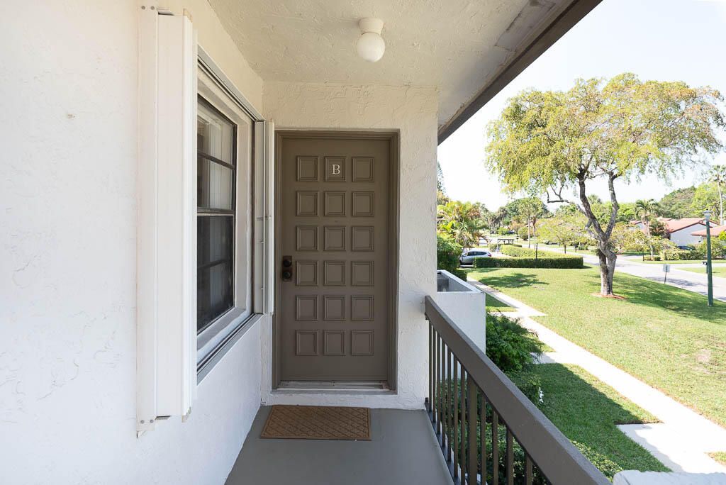 Photo of 9232 Pecky Cypress Lane #2b, Boca Raton, FL 33428 (MLS # R11072227)