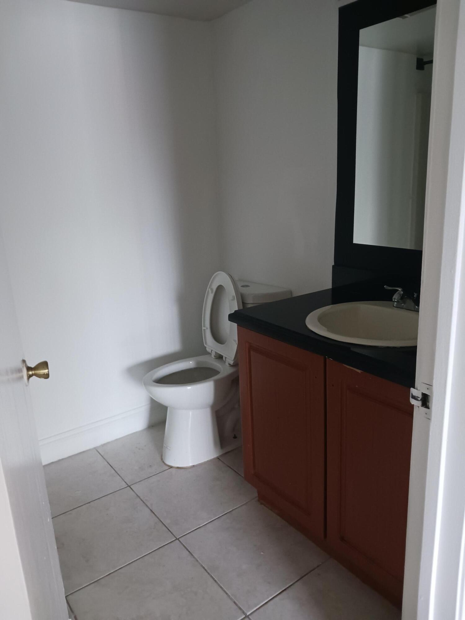 CRESCENT COVE CONDO - Residential Lease