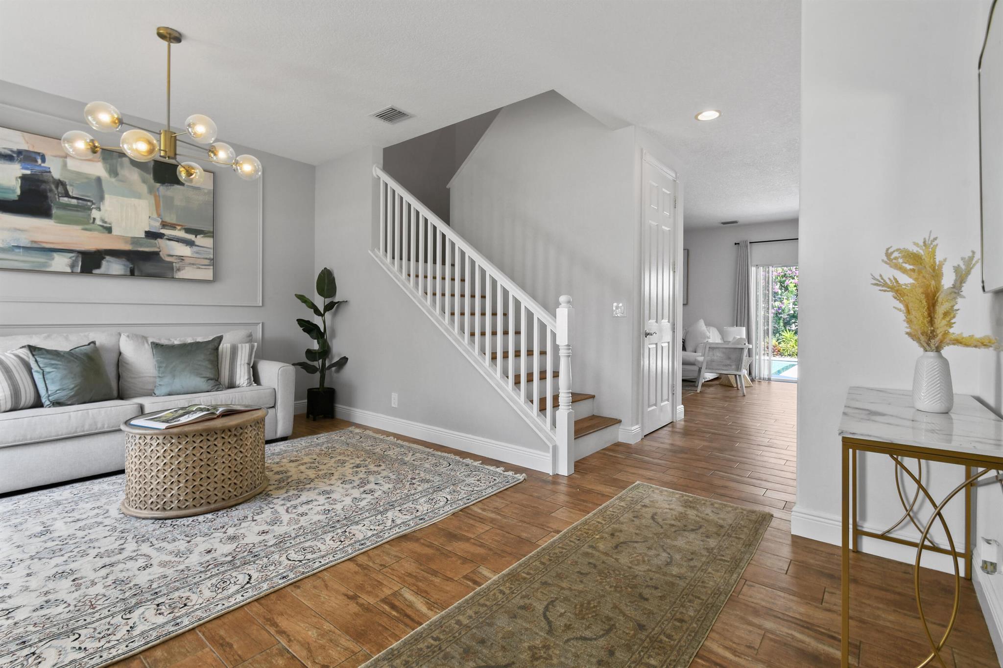 1228 Egret Circle S