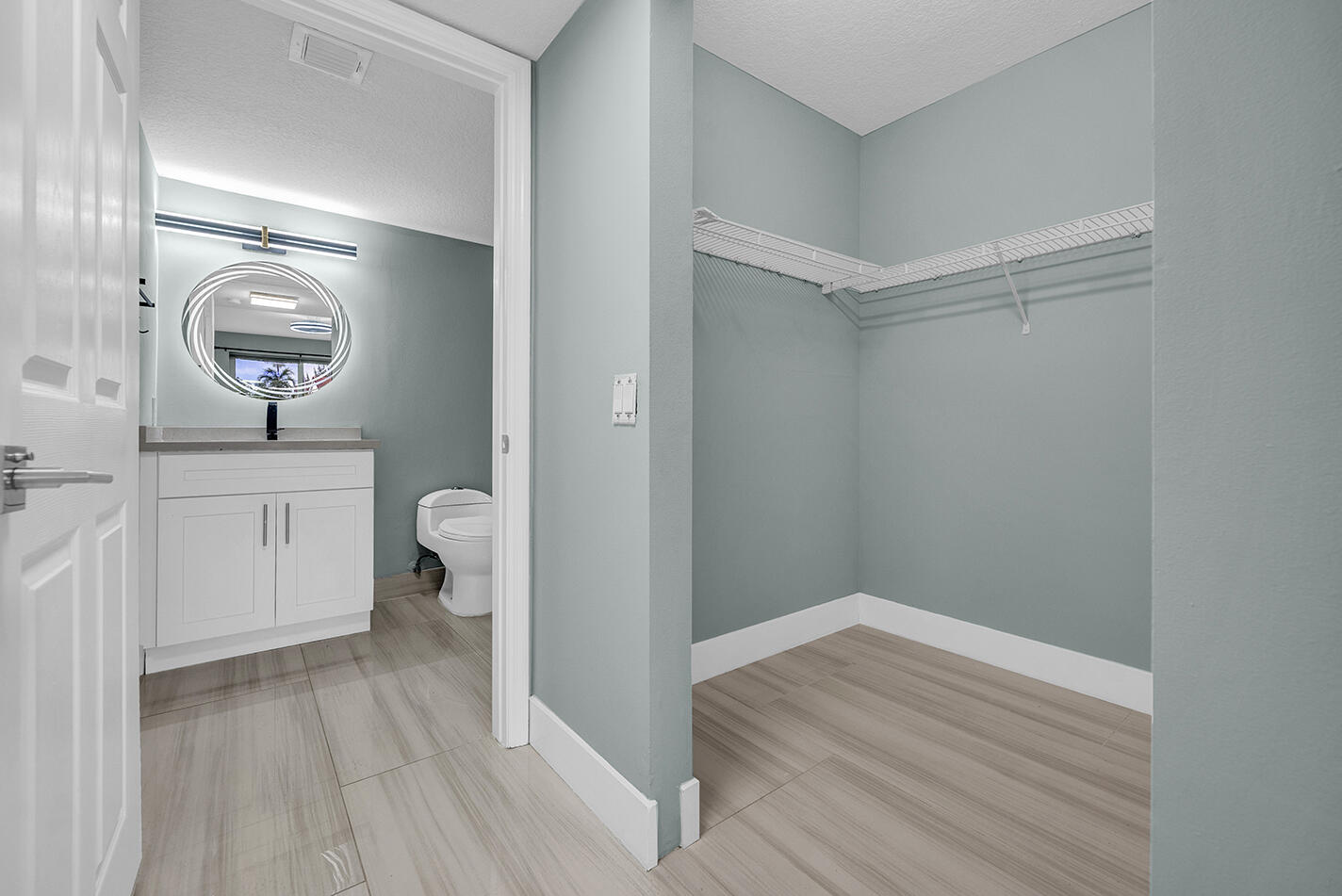 VILLA DEL SOL CONDO - Residential