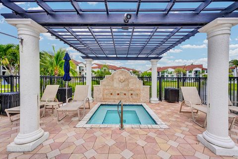 Tiny photo for 1010 Villa Circle, Boynton Beach, FL 33435 (MLS # B26014905)