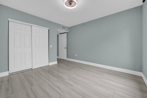 Tiny photo for 1010 Villa Circle, Boynton Beach, FL 33435 (MLS # B26014905)