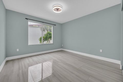 Tiny photo for 1010 Villa Circle, Boynton Beach, FL 33435 (MLS # B26014905)