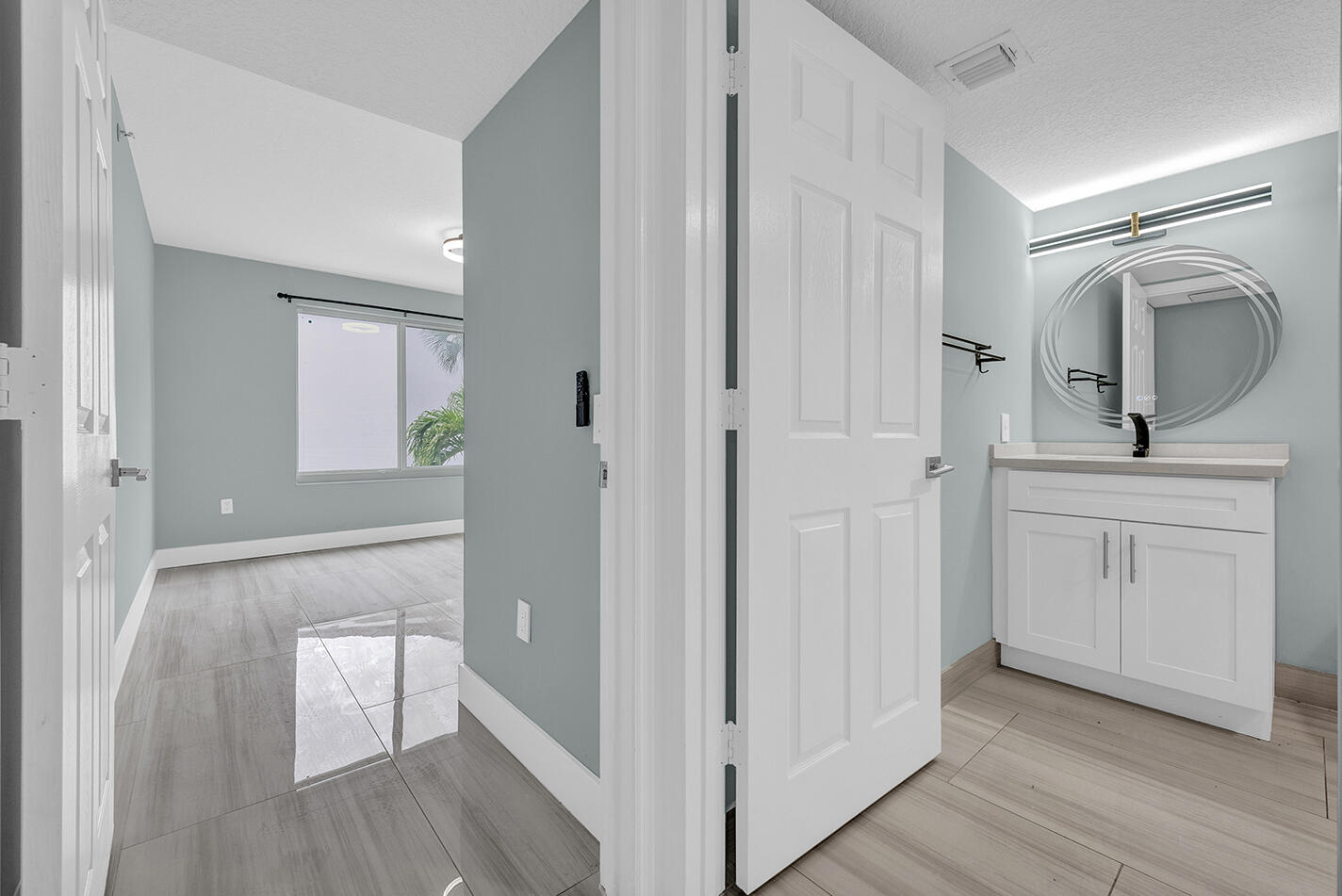 VILLA DEL SOL CONDO - Residential