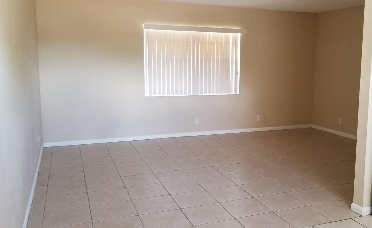 KARLSHOF CONDO - Residential Lease