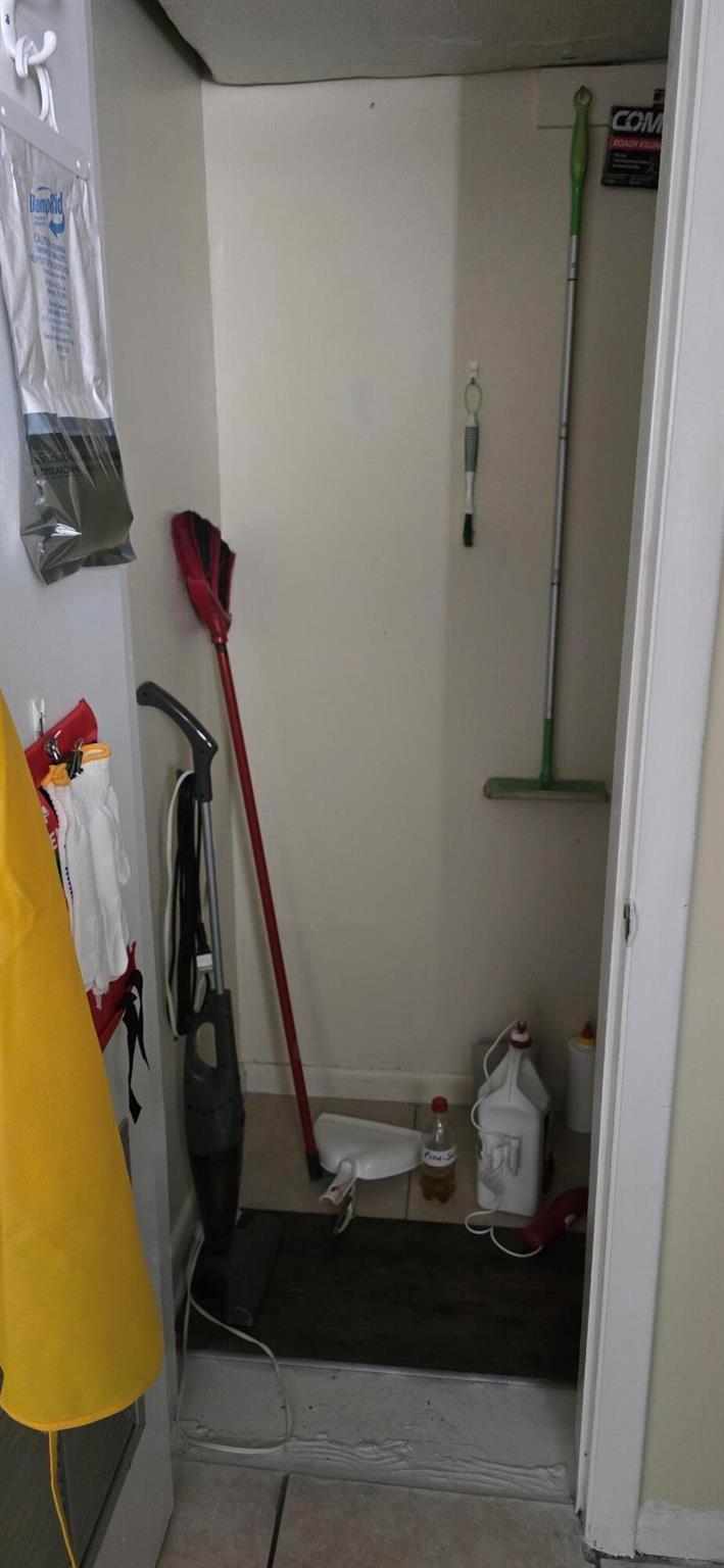 KARLSHOF CONDO - Residential Lease