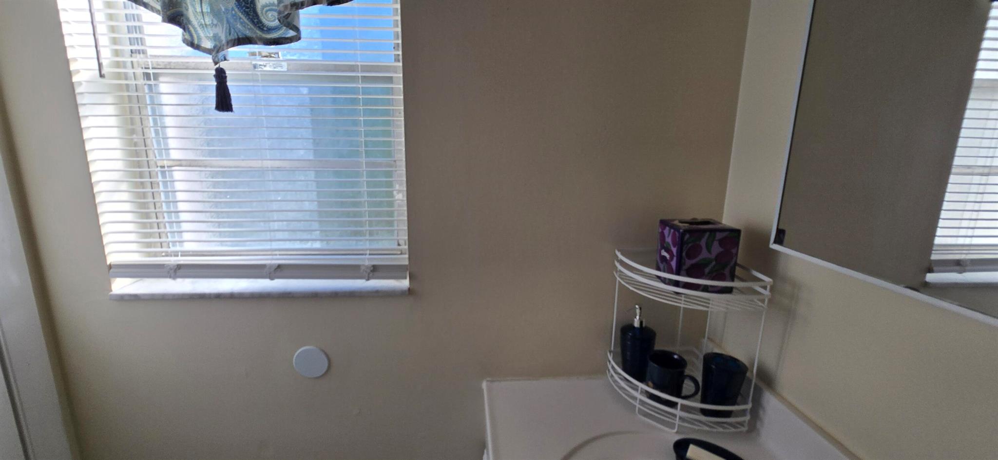 KARLSHOF CONDO - Residential Lease