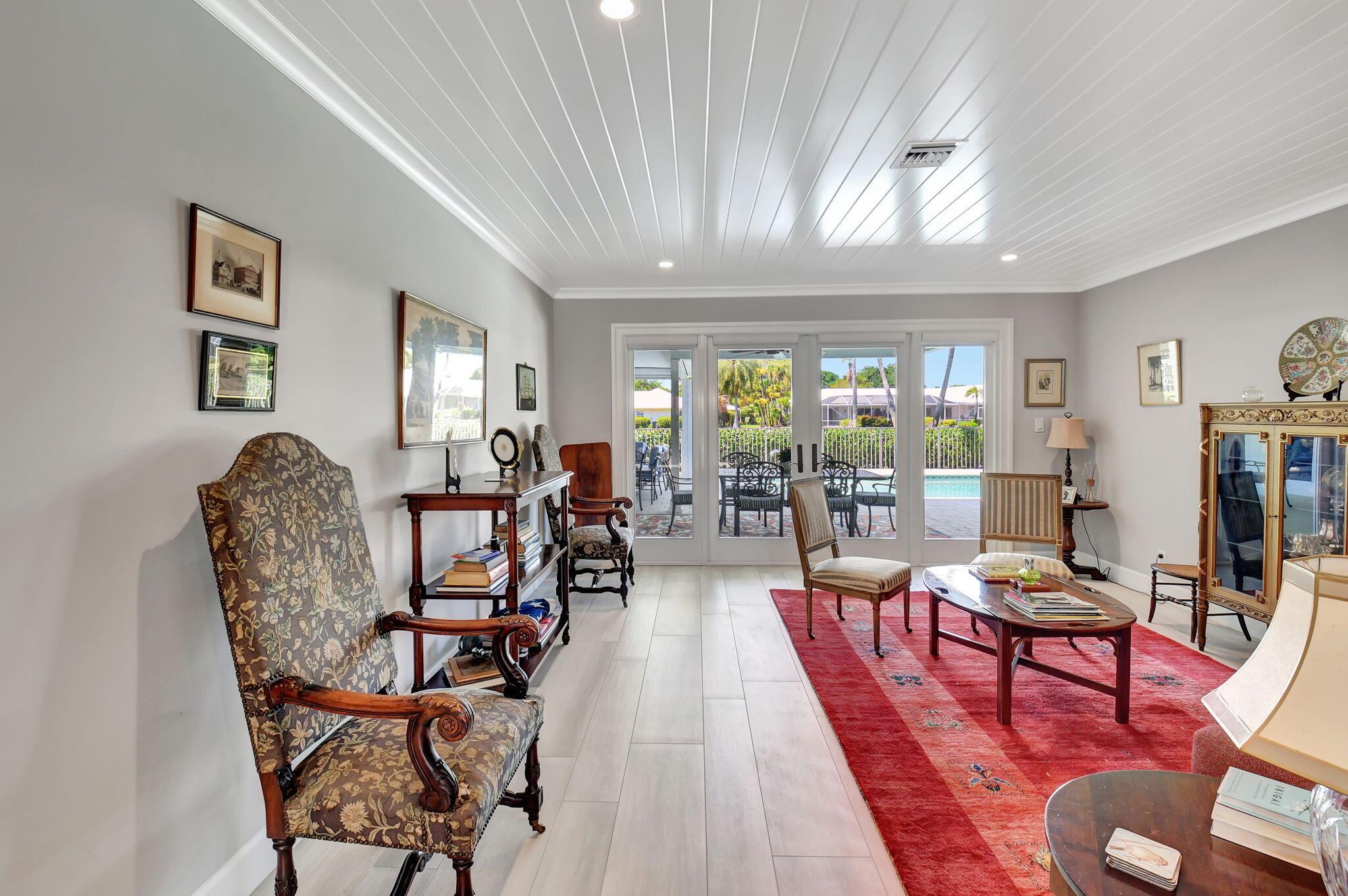 DELRAY DUNES - Residential