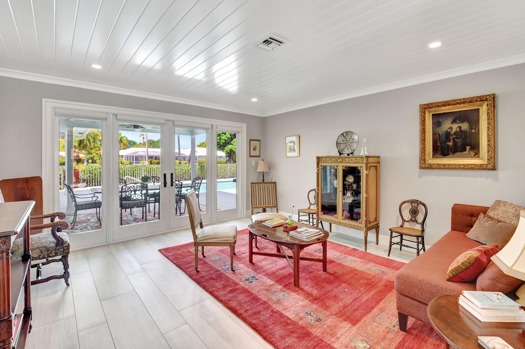 DELRAY DUNES - Residential