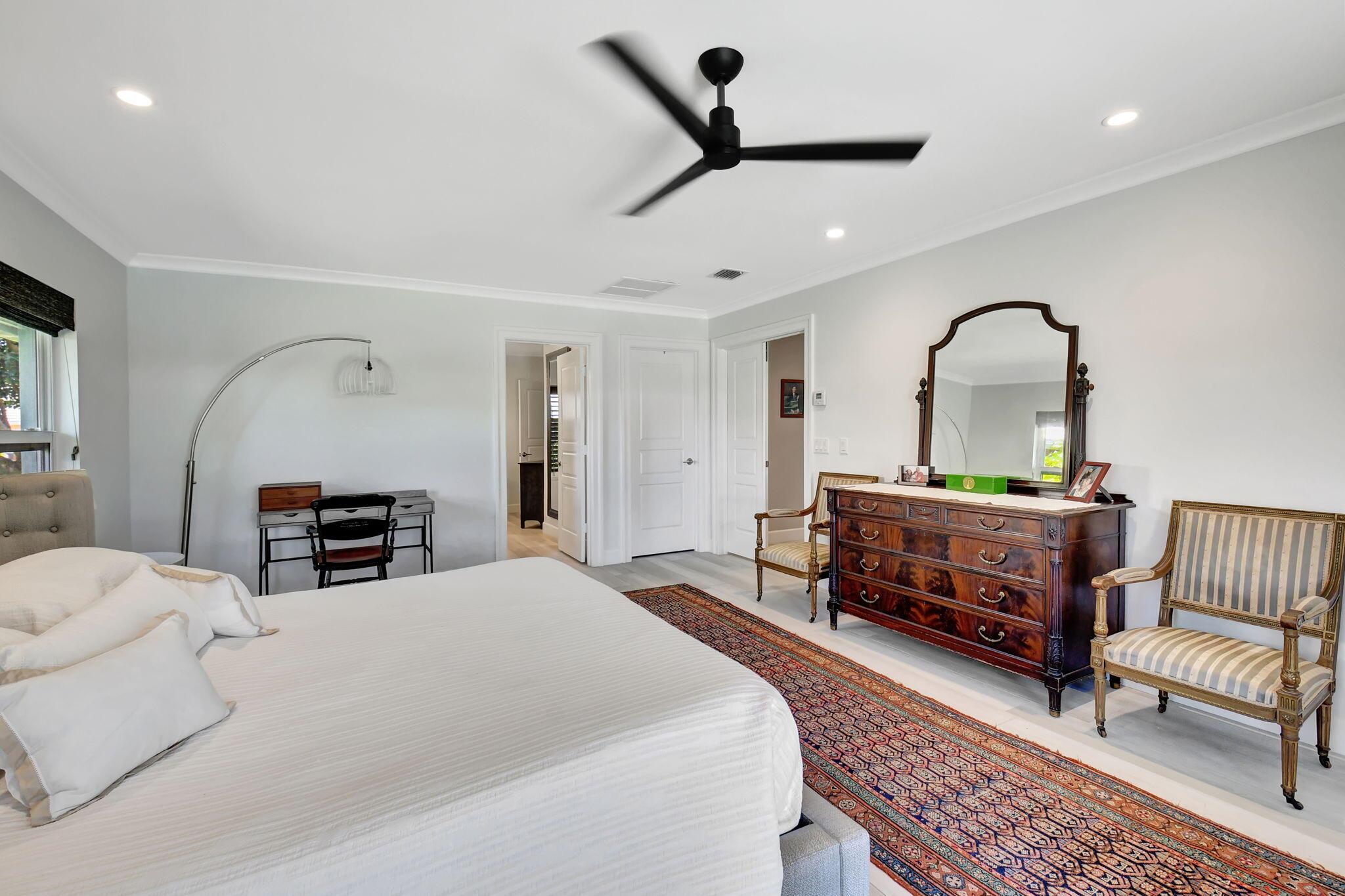 DELRAY DUNES - Residential