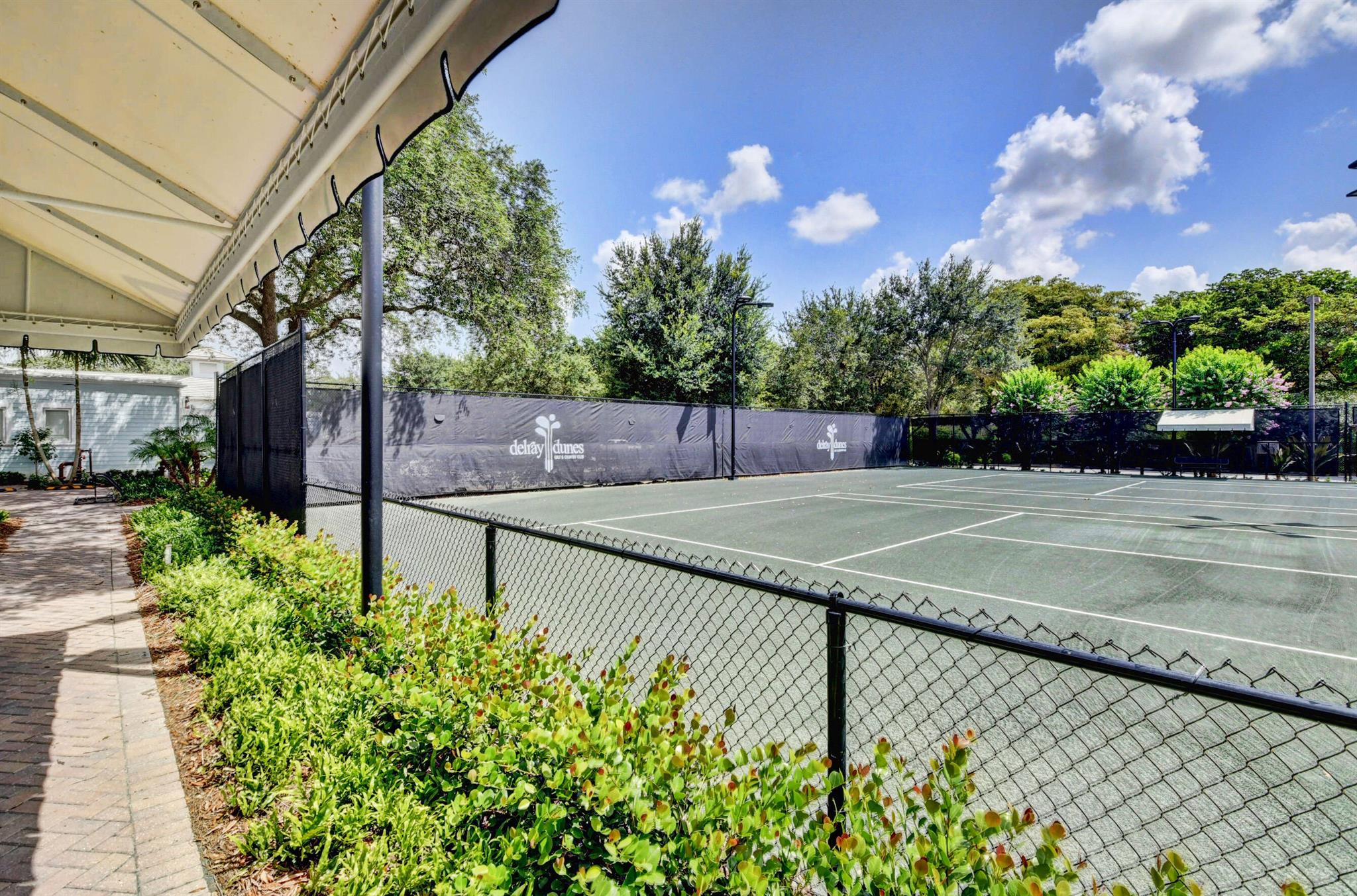 DELRAY DUNES - Residential