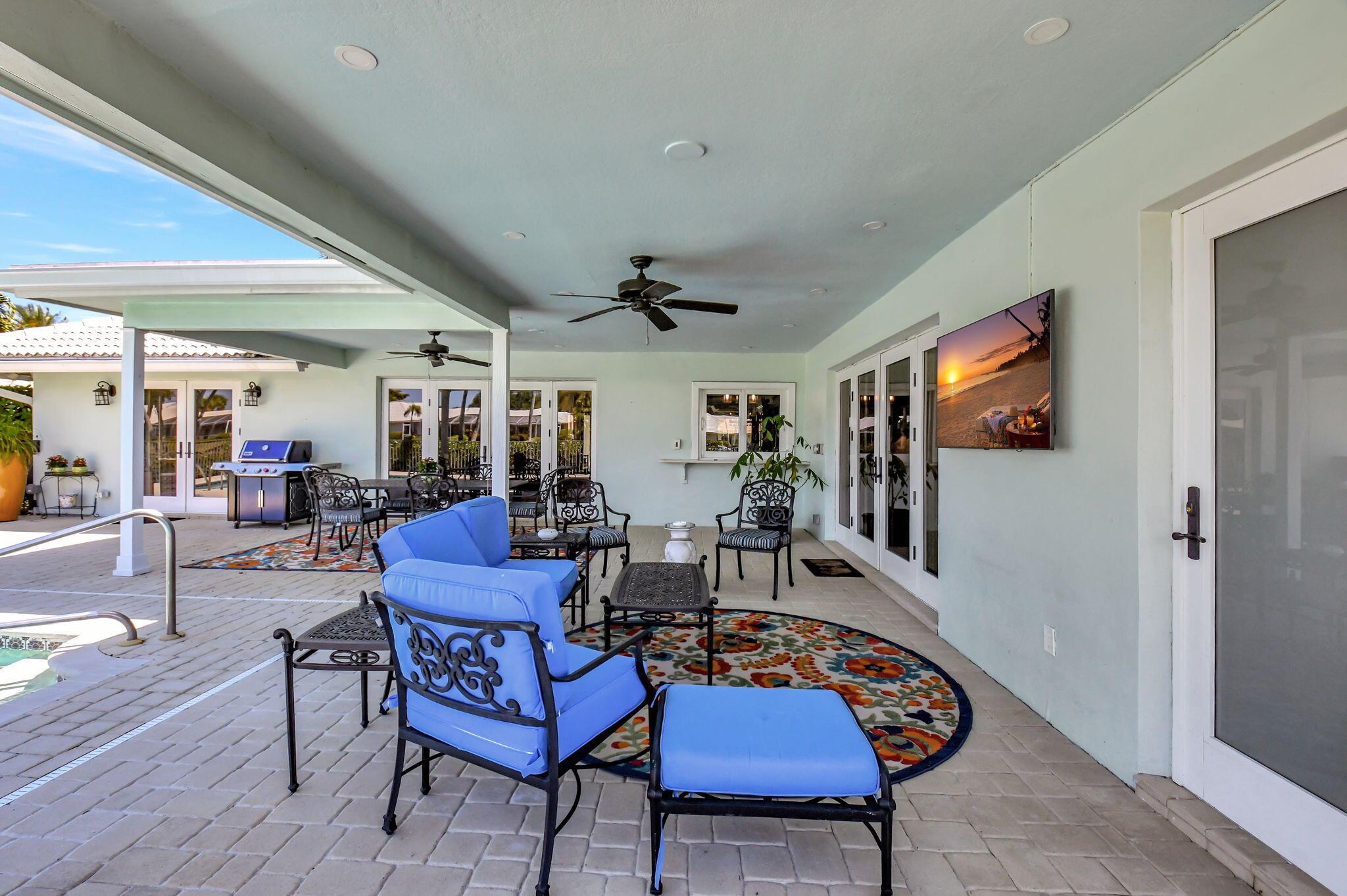DELRAY DUNES - Residential