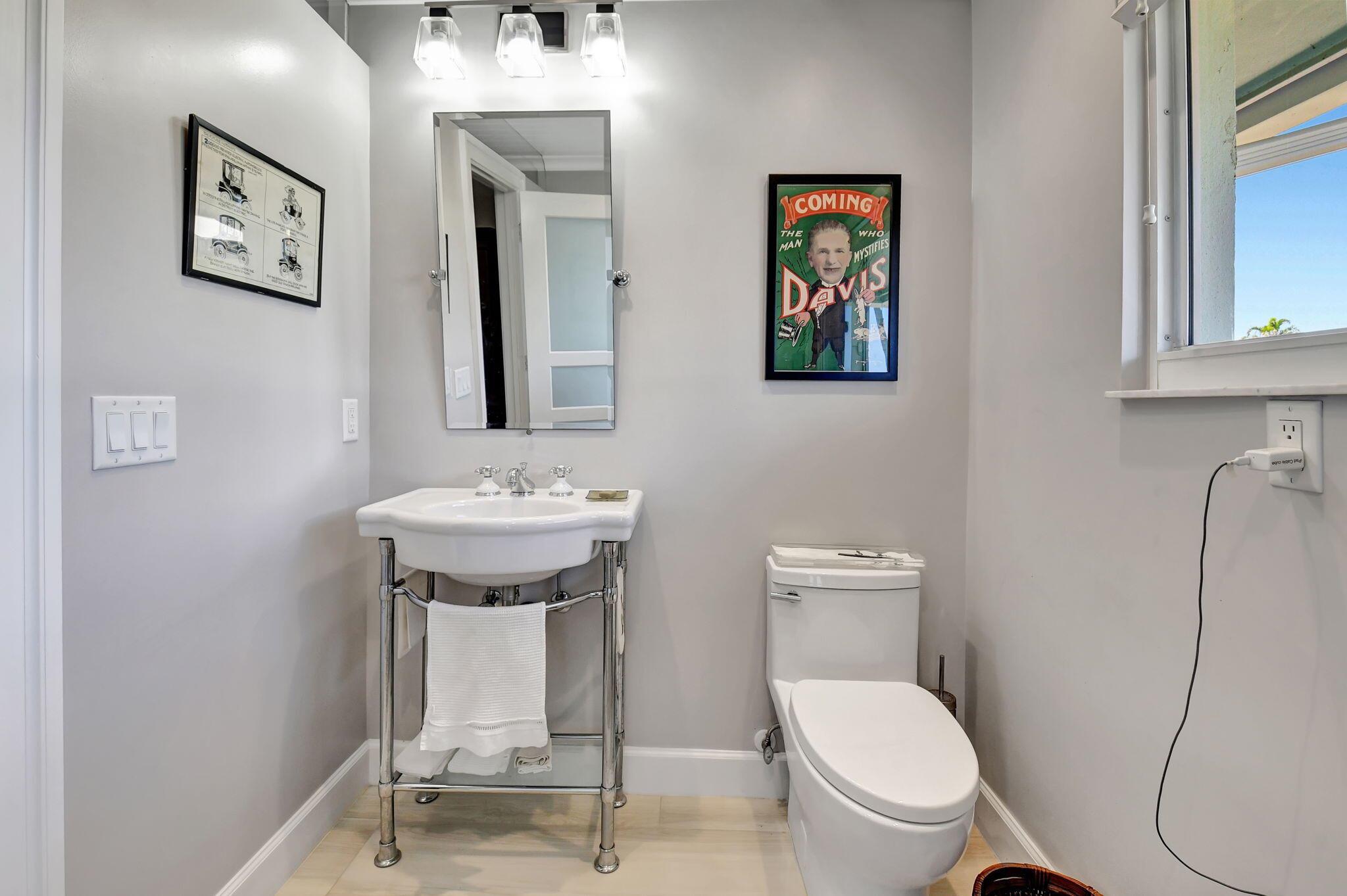 DELRAY DUNES - Residential