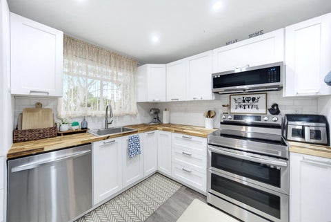 Tiny photo for 2276 DISCOVERY Circle W #2276, Deerfield Beach, FL 33442 (MLS # B26081292)