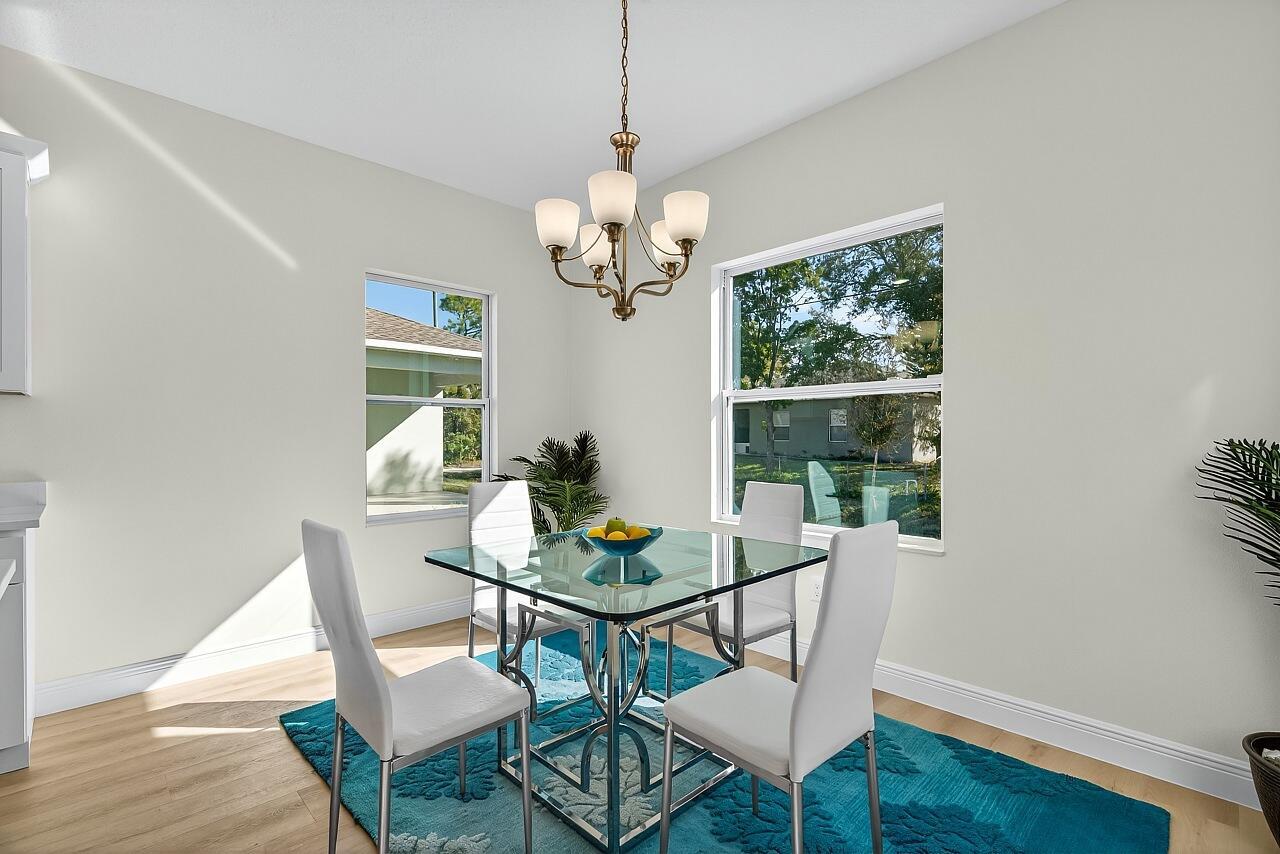 VERO LAKE ESTATES UNIT H- - Residential