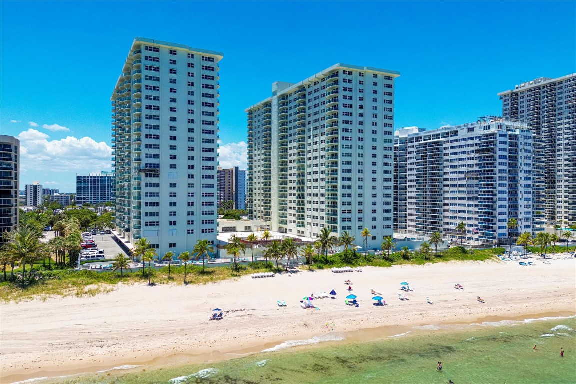 SOUTHPOINT - Residential