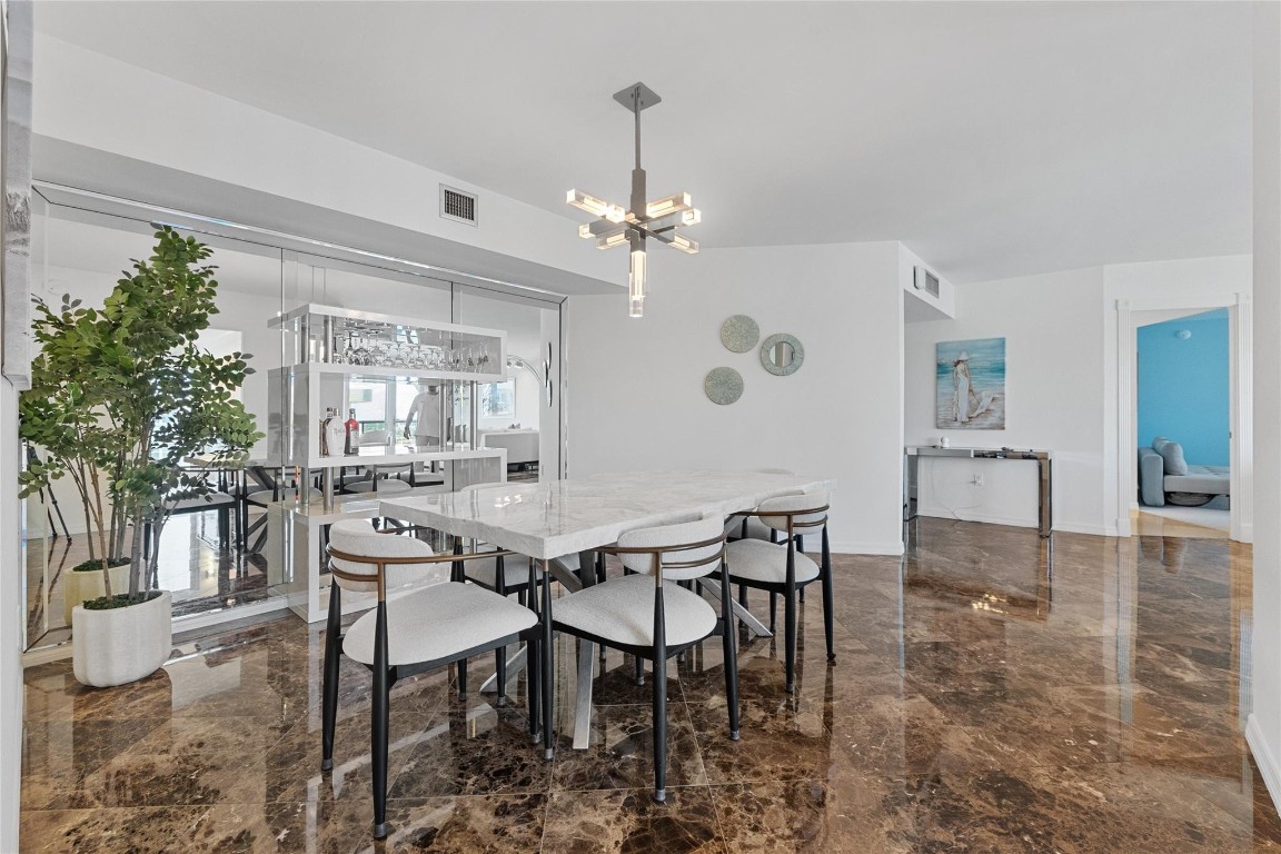 SOUTHPOINT - Residential