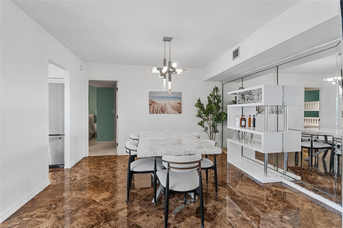 SOUTHPOINT - Residential