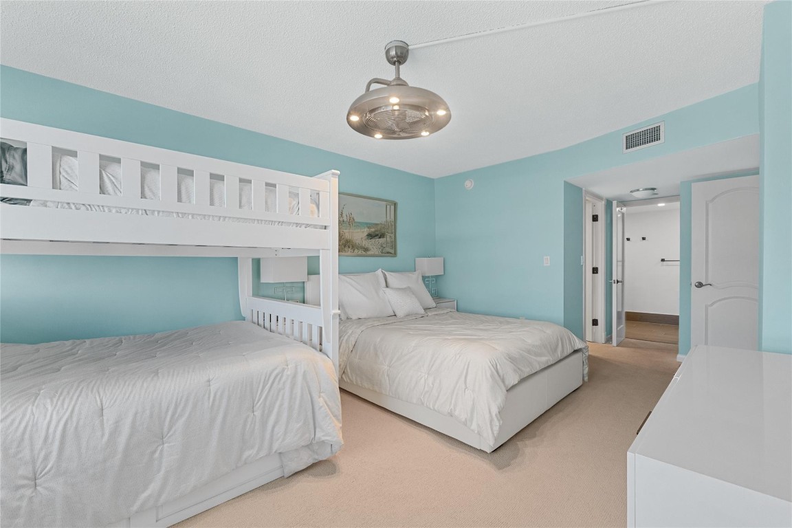 SOUTHPOINT - Residential