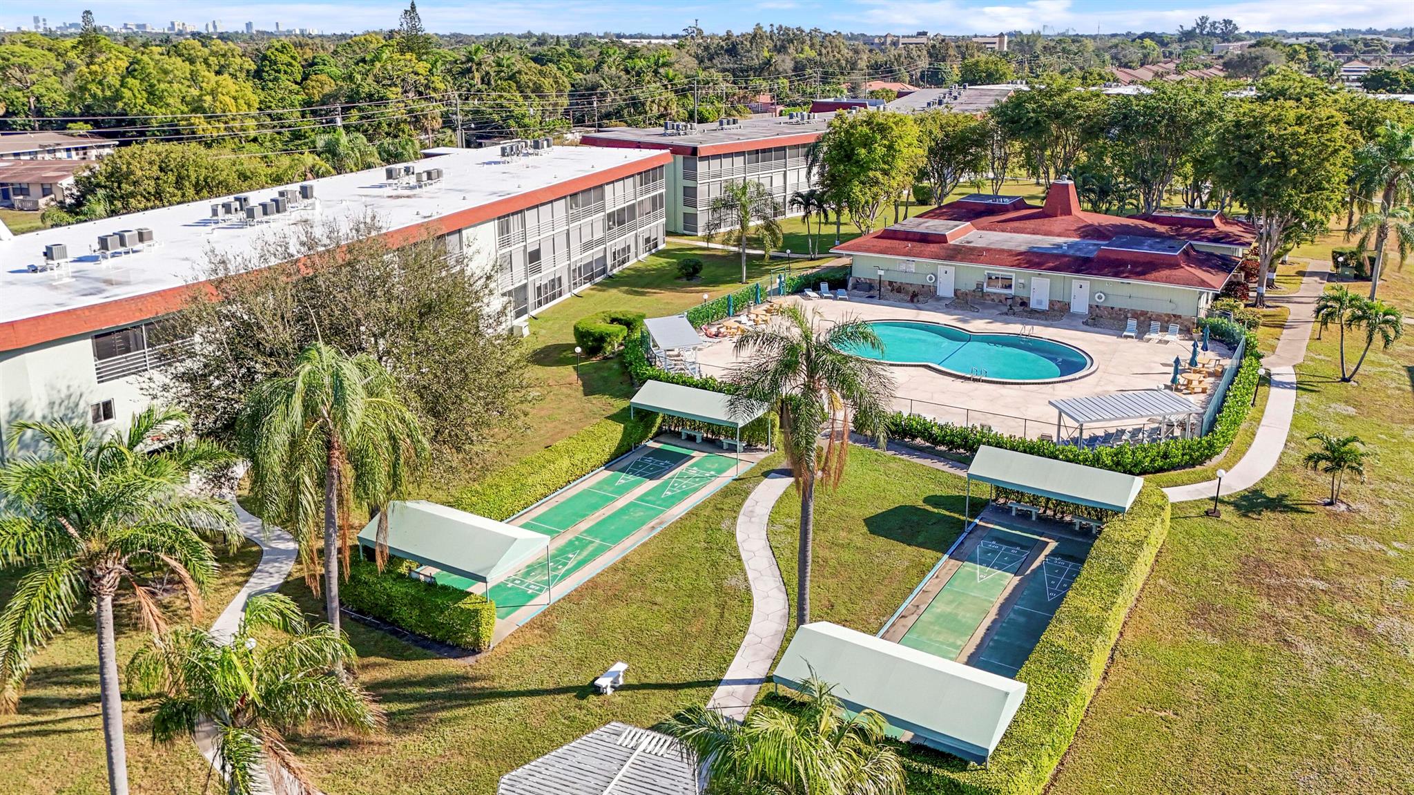 REGAL PALMS EATON CONDO - Residential