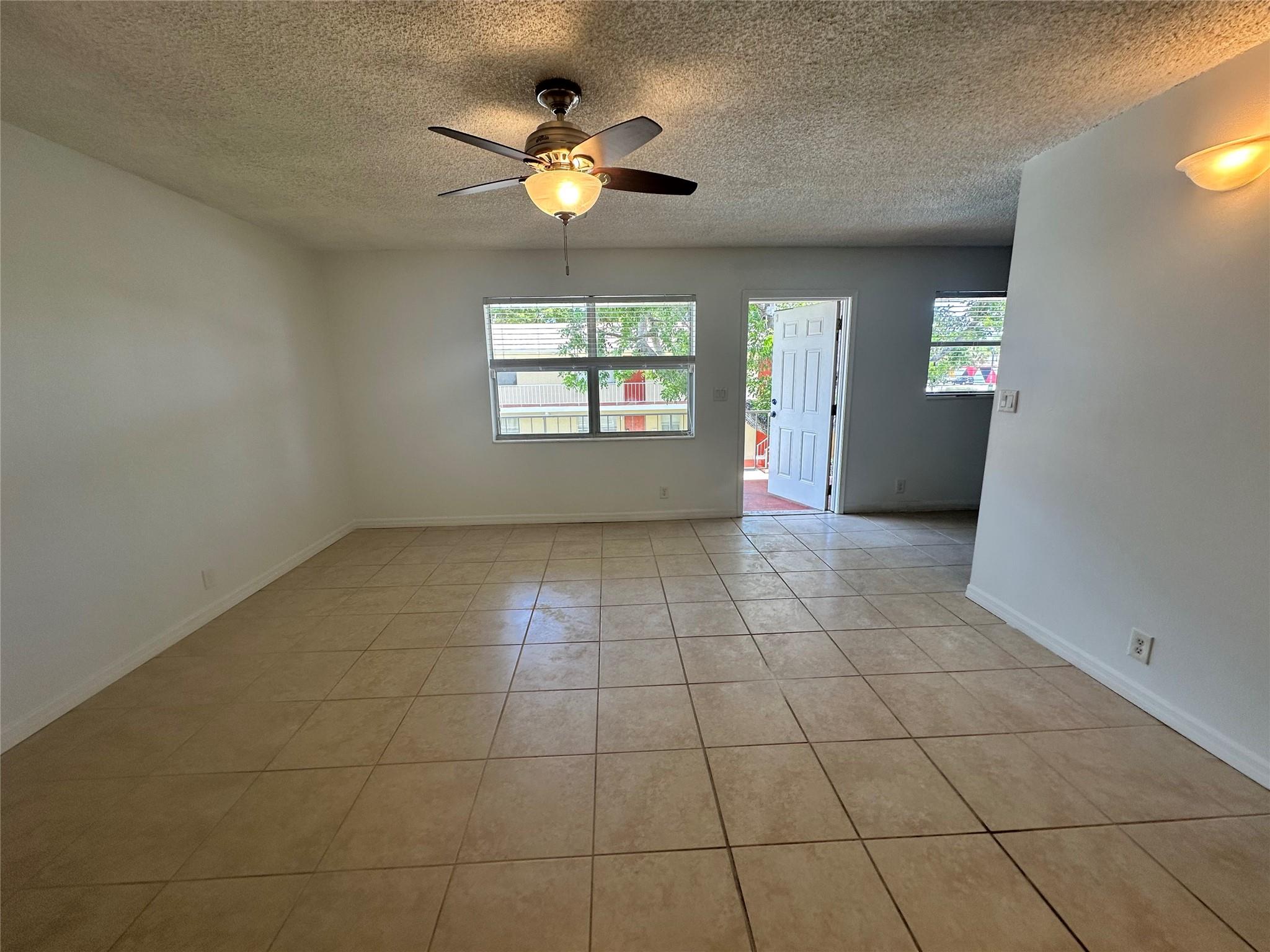 PLAMA VISTA - Residential