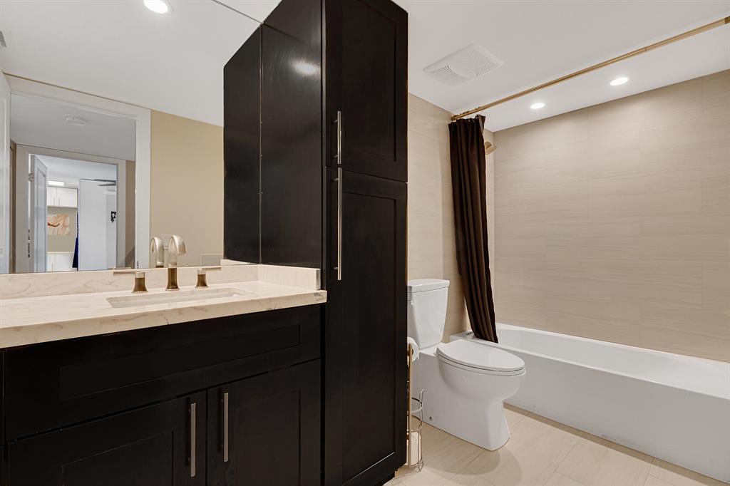 Lakes at the Bluffs - Residential