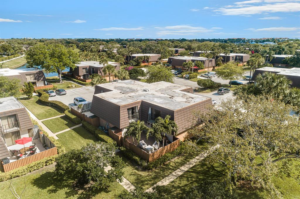 Lakes at the Bluffs - Residential