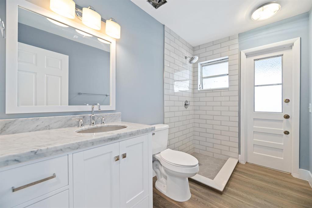 PALM BEACH POINT - Residential