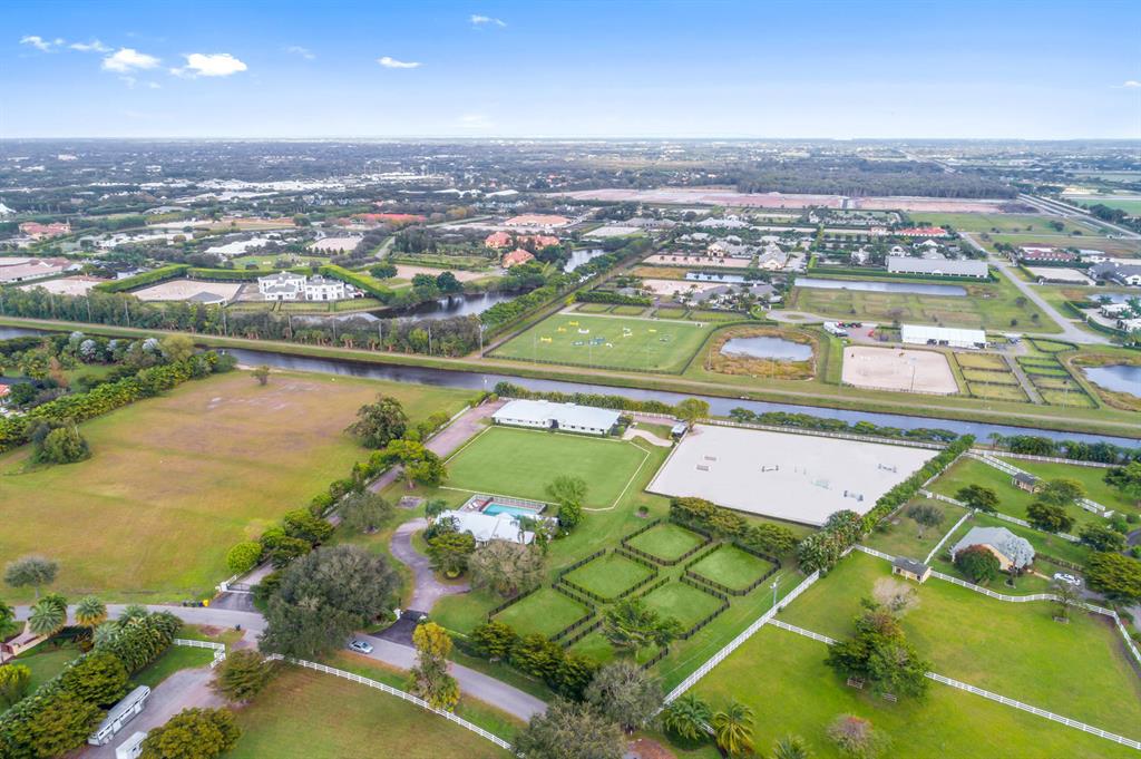 PALM BEACH POINT - Residential