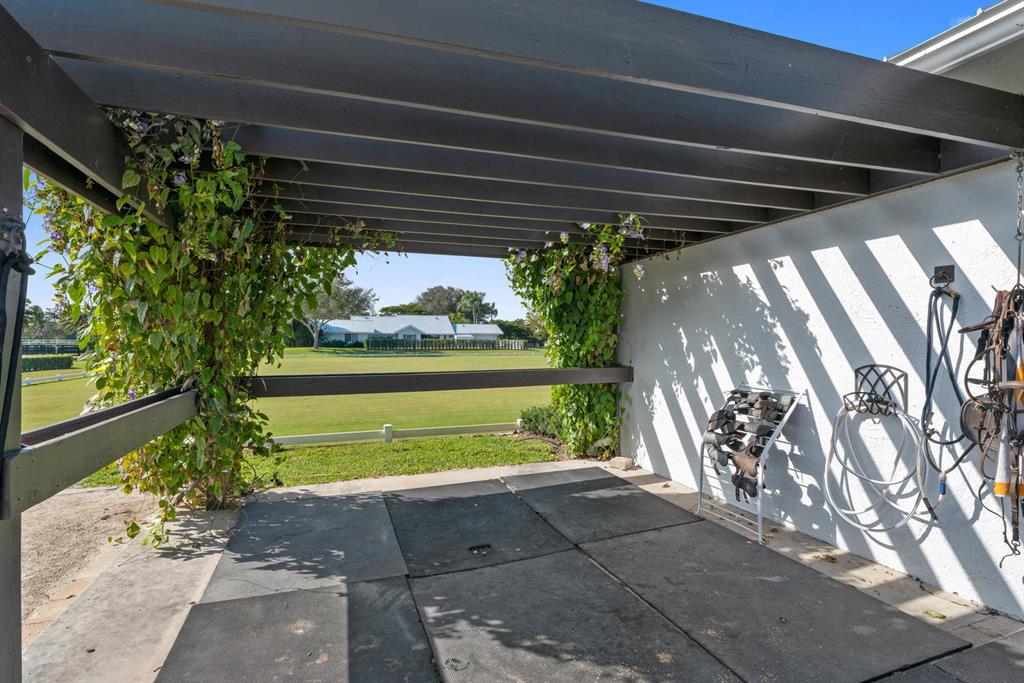 PALM BEACH POINT - Residential