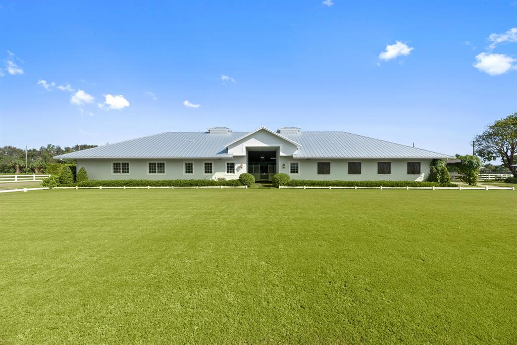 PALM BEACH POINT - Residential