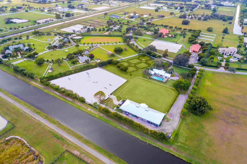 PALM BEACH POINT - Residential