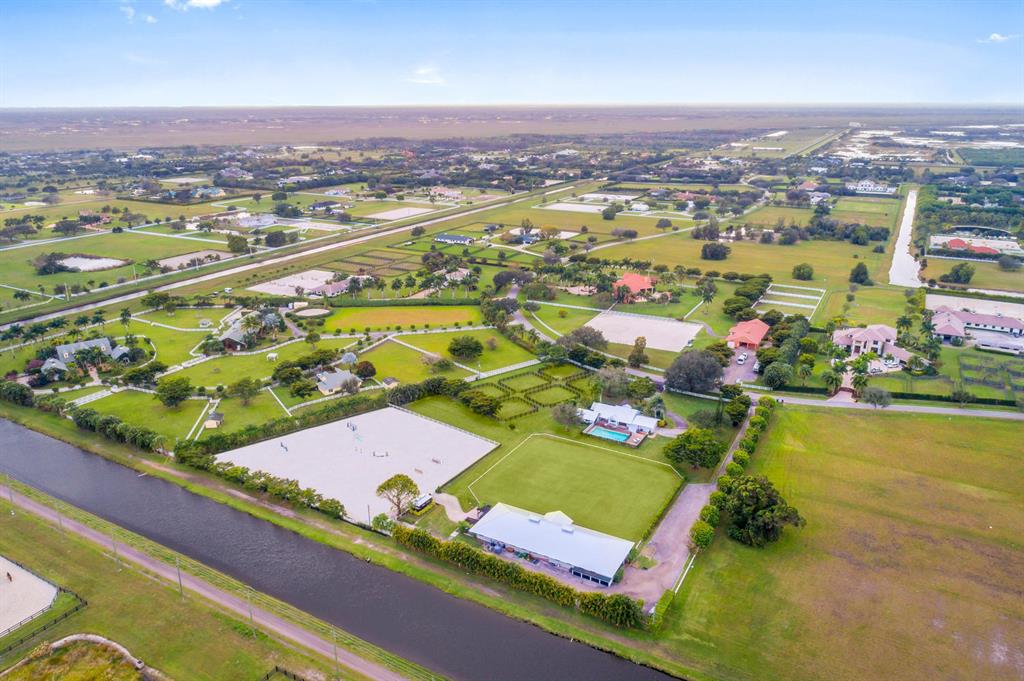 PALM BEACH POINT - Residential